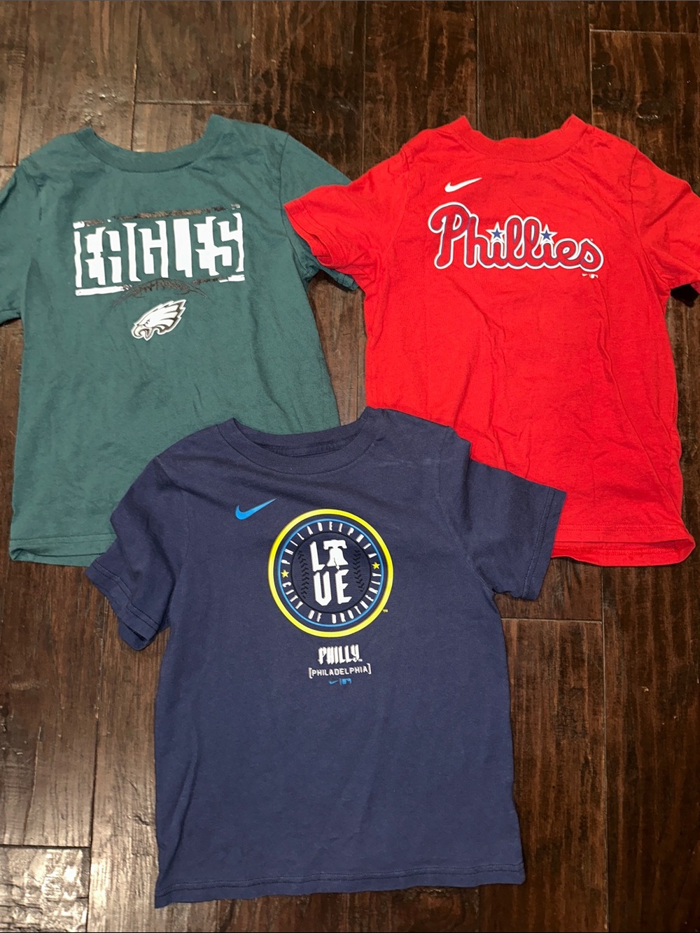 Phillies and Philadelphia Eagles tees size 7 Nike & NFL sports